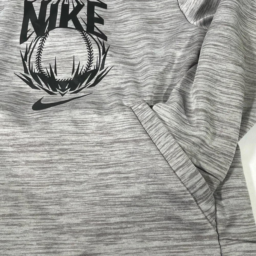 NIKE DRI FIT BOY FLEECE ATHLETIC PULLOVER HOODIE YOUTH GRAY BLACK GRAPHIC XS A97